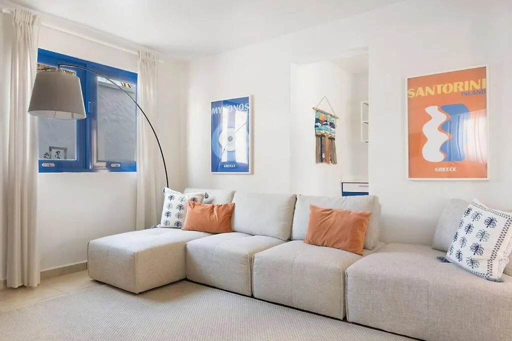 Santorini Villa 9Bd/9B+Pool Beach House @Oceanpark San Juan